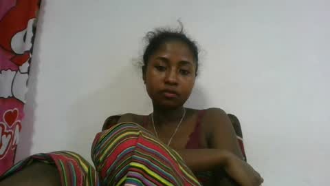 chantale483461 online show from August 12, 5:26 pm