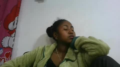 chantale483461 online show from August 15, 1:48 pm