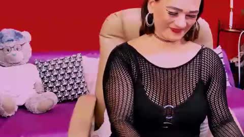 The queen online show from August 12, 2:36 am