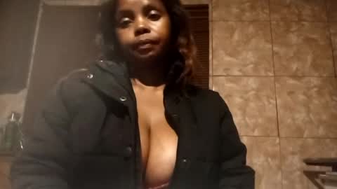 chante665 online show from August 4, 8:39 pm