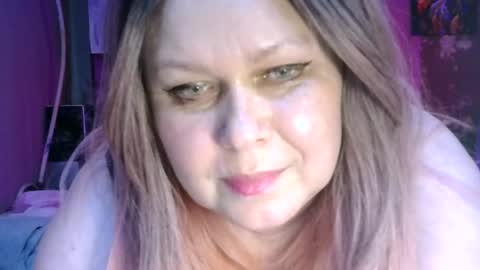 CharleeKendall online show from August 5, 9:57 pm