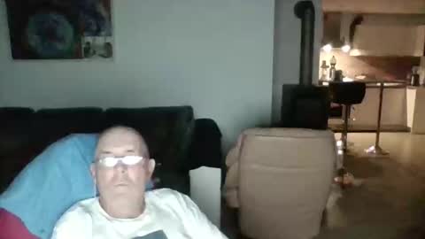 charles6064 online show from June 2, 1:30 am