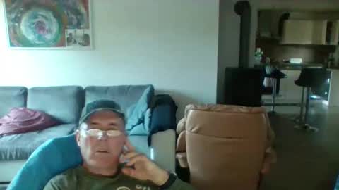 charles6064 online show from June 3, 5:05 pm