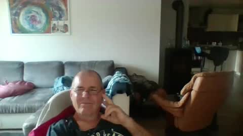 charles6064 online show from June 15, 4:16 pm