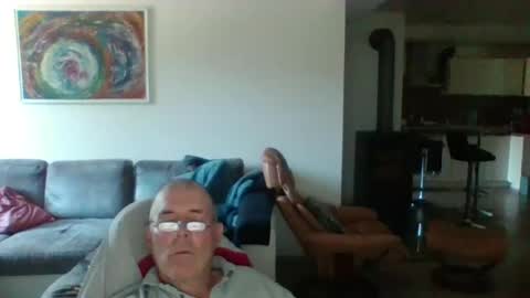 charles6064 online show from July 28, 2:45 pm