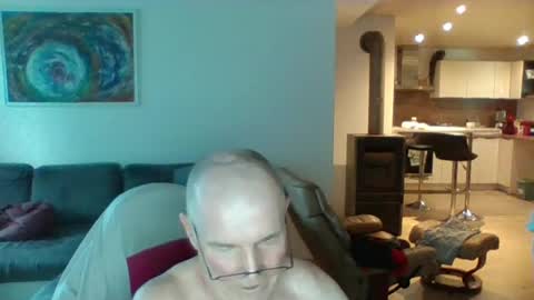 charles6064 online show from August 5, 12:03 pm