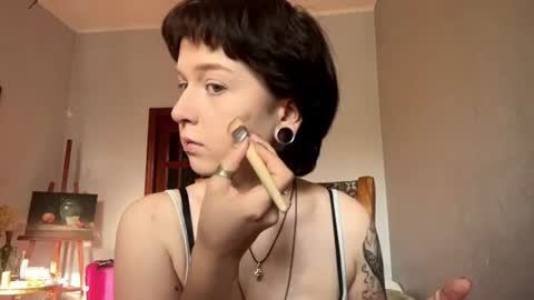 Janey online show from August 17, 2:33 pm