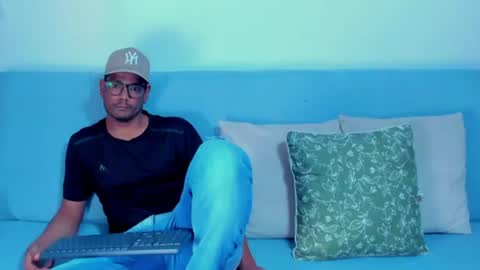 charlie_p_ online show from July 16, 12:33 am