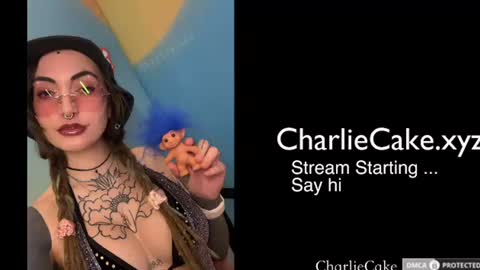 Charlie Cake online show from August 17, 12:04 am