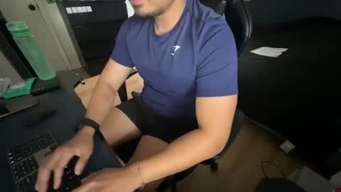 charliekkw online show from July 23, 7:05 pm