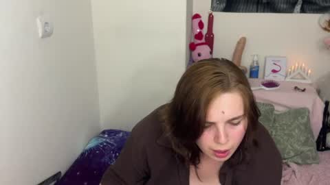 charlinbraun online show from July 14, 12:49 am