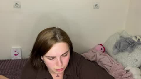 charlinbraun online show from August 11, 11:29 pm