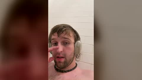 charlixcxstanluverslay online show from August 9, 8:37 am