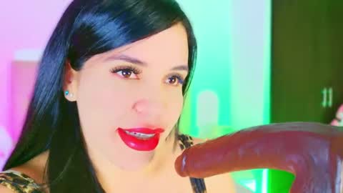 Charloott Evans online show from August 2, 3:35 am
