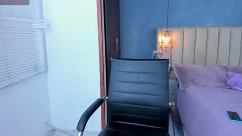 Charlot  online show from August 10, 8:32 pm