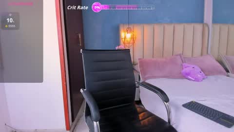 Charlot  online show from August 14, 8:12 pm