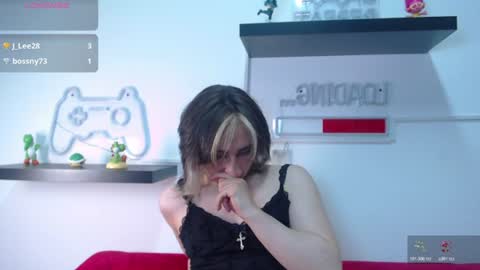Charlothe Dumont online show from July 22, 7:49 pm