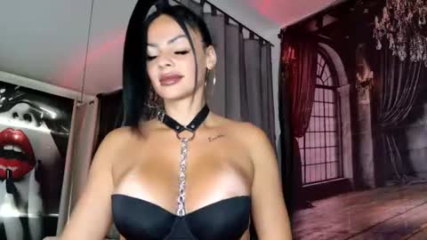 CHARLOTTE online show from August 11, 4:47 am