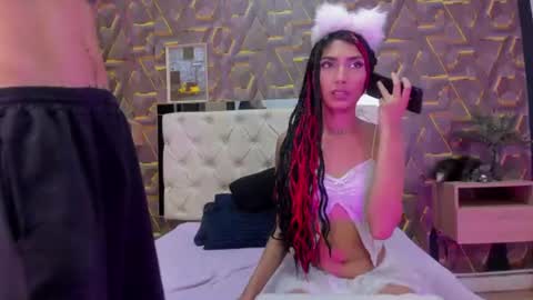 charlotte_bunny420 online show from August 5, 1:58 am