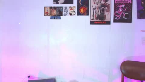 charlotte_morh_ online show from August 18, 4:40 am