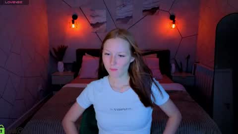Charlotte Smitee online show from August 4, 11:07 am