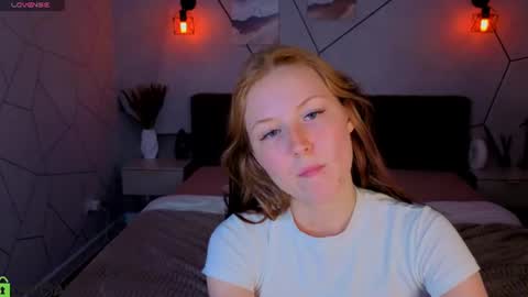 Charlotte Smitee online show from August 6, 1:10 pm