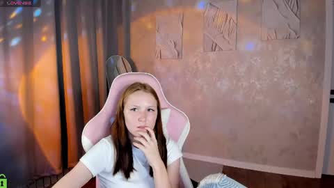 Charlotte Smitee online show from August 7, 2:28 pm