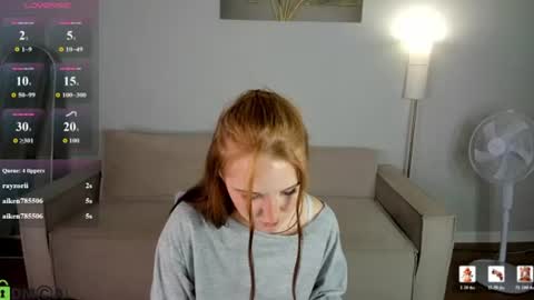 Charlotte Smitee online show from August 14, 9:40 pm