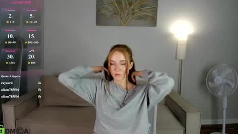 Charlotte Smitee online show from August 14, 10:46 pm