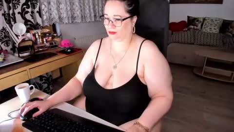 Charlotte Diamonds online show from July 15, 2:29 pm