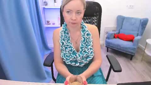 Charlotte online show from July 2, 2:07 pm