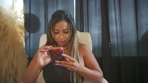 Charlottekiss online show from August 3, 9:00 pm