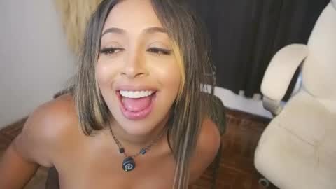 Charlottekiss online show from August 6, 11:48 pm