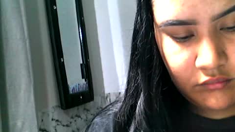 charlottequeen_21 online show from July 14, 5:25 pm