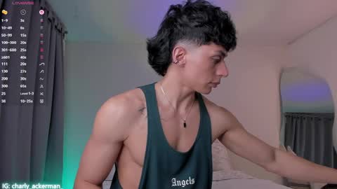 charly online show from May 30, 7:32 am