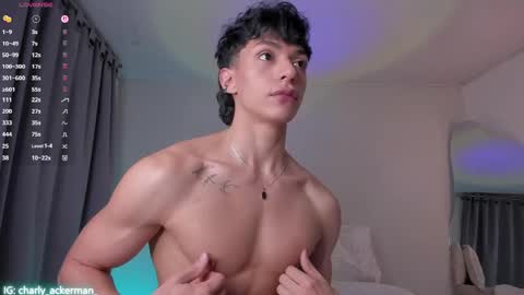 charly online show from June 3, 4:49 am