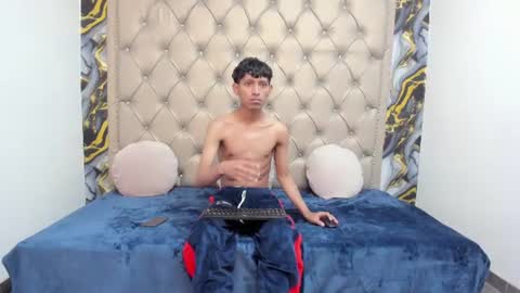Charly online show from August 12, 7:16 pm