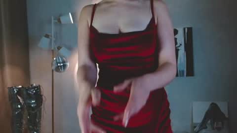 Michelle  online show from August 8, 6:13 am
