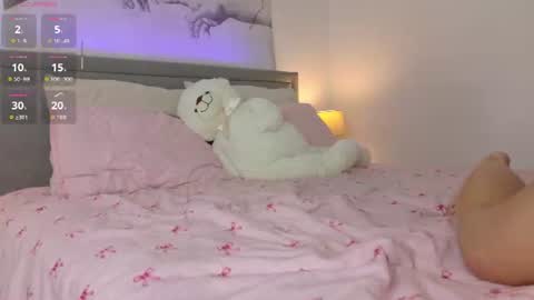 Kaylee online show from August 13, 7:50 pm