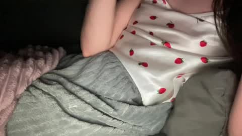 Vicky online show from August 14, 1:09 am