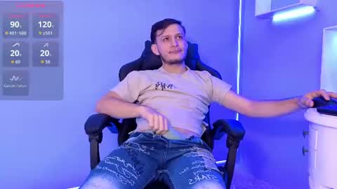 Chase Bennett online show from August 9, 1:23 pm