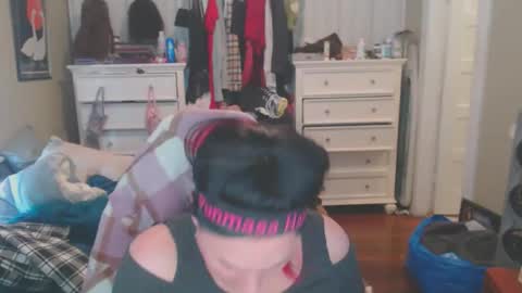 Nelson online show from April 11, 1:27 am