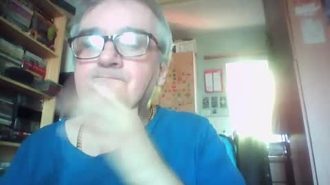 chatboxlee online show from July 4, 12:51 pm