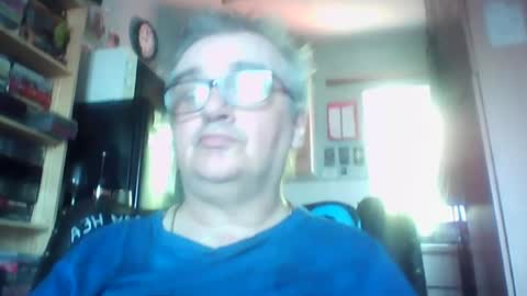 chatboxlee online show from July 4, 1:57 pm