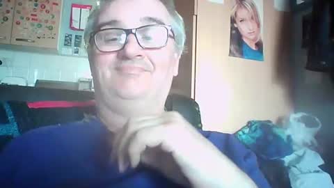 chatboxlee online show from July 18, 2:51 pm