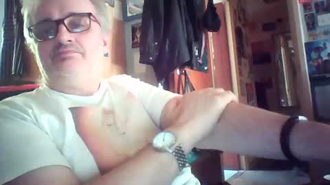 chatboxlee online show from August 2, 3:19 pm