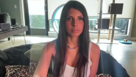 Gabby online show from May 25, 8:20 pm