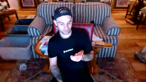Crash Monroe online show from September 4, 2:48 am