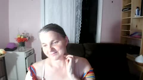 chealsiek online show from August 8, 12:43 am