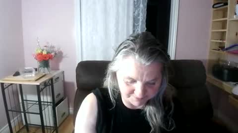chealsiek online show from August 11, 12:34 am